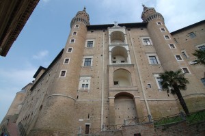 Urbino-palazzo_ducale04