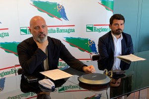 Il presidente Bonaccini e l'assessore Mammi conferenza stampa risorse agricoltura luglio 2020