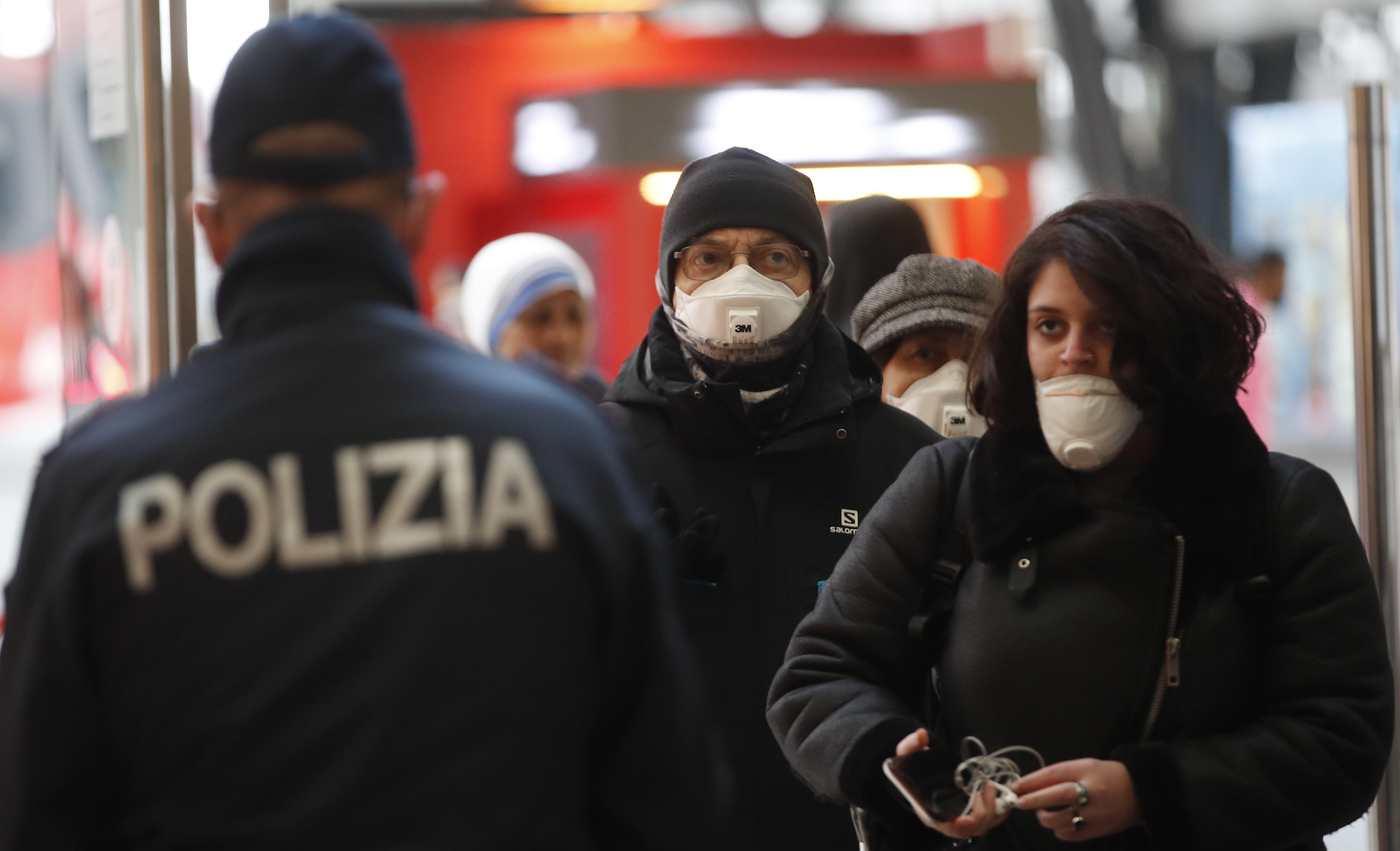 Dpcm Natale, passa la linea dura: zona rossa dalla vigilia ...