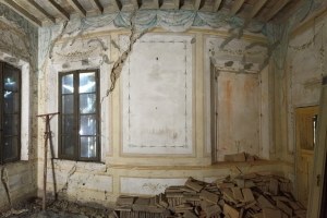 Ricostruzione, Palazzo Sartoretti Reggiolo (Re), interno danneggiato