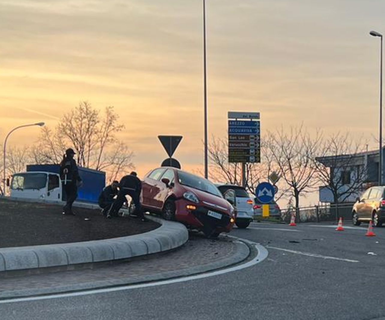 San Marino. Ultim ora. Incidente alla rotonda di Borgo per