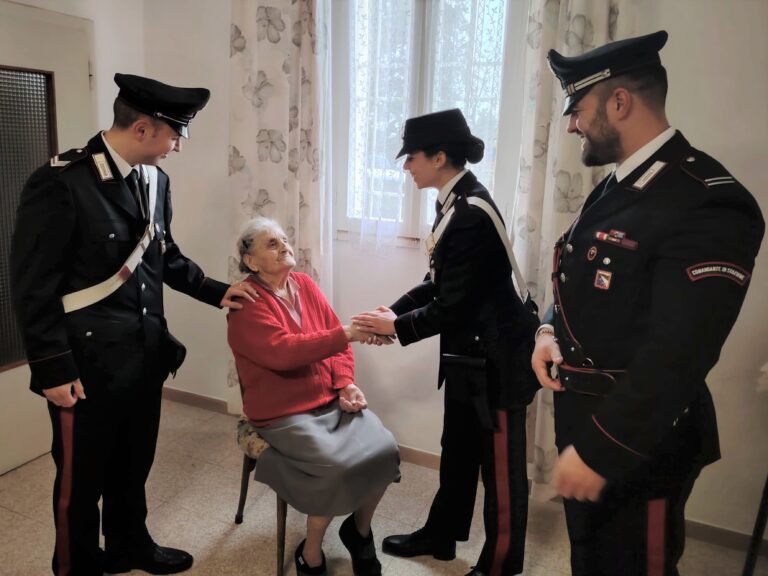 Anziana di 91 anni si smarrisce a Baricella: trovata da un passante e soccorsa dai Carabinieri