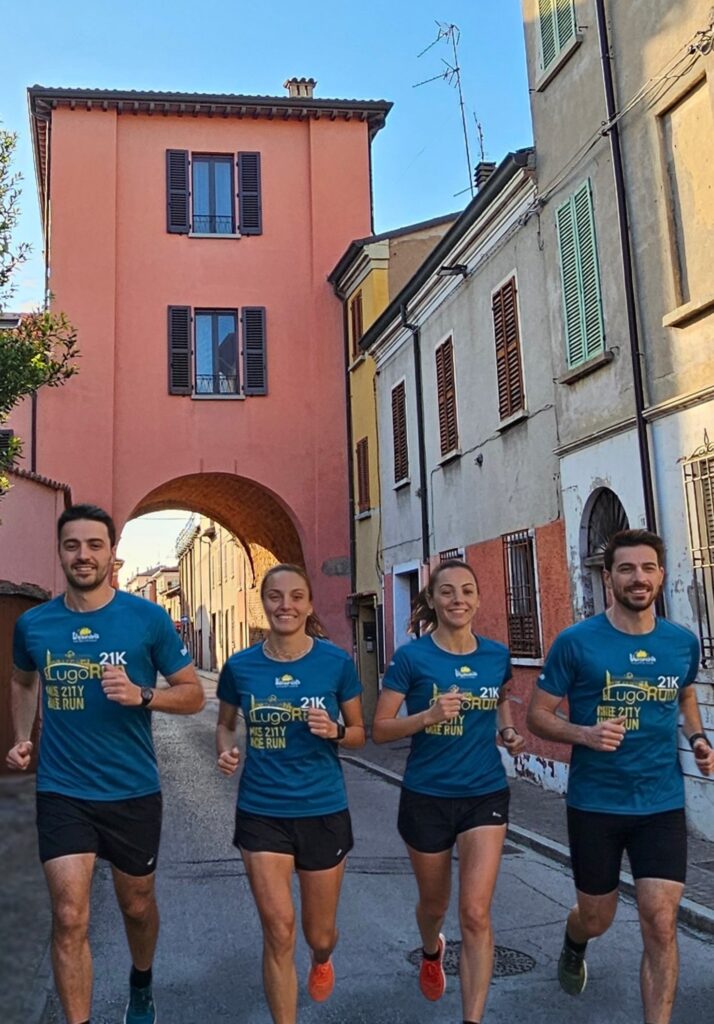 LugoRun 2026: Svelate le t-shirt ufficiali con omaggio alla Porta di San Bartolomeo