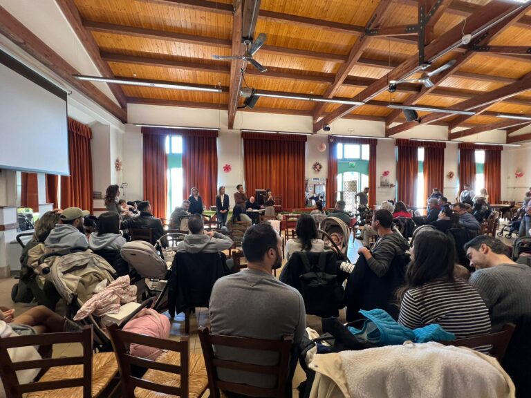 Misano Adriatico - Benvenuto ai nuovi nati del 2025: chiavi della gentilezza e bonsai